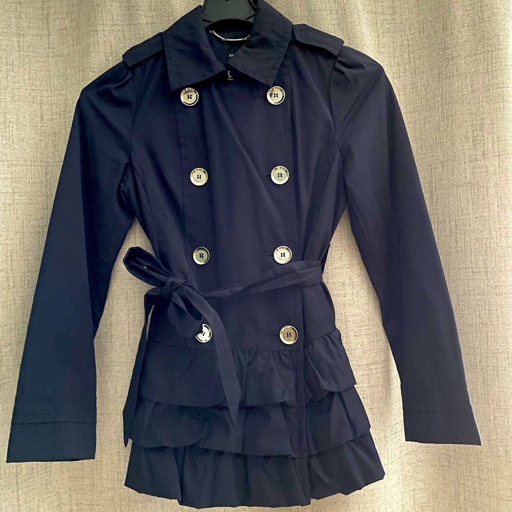 Navy blue, trench coat with belt. Lightly used. Size Small. - Picture 2 of 3